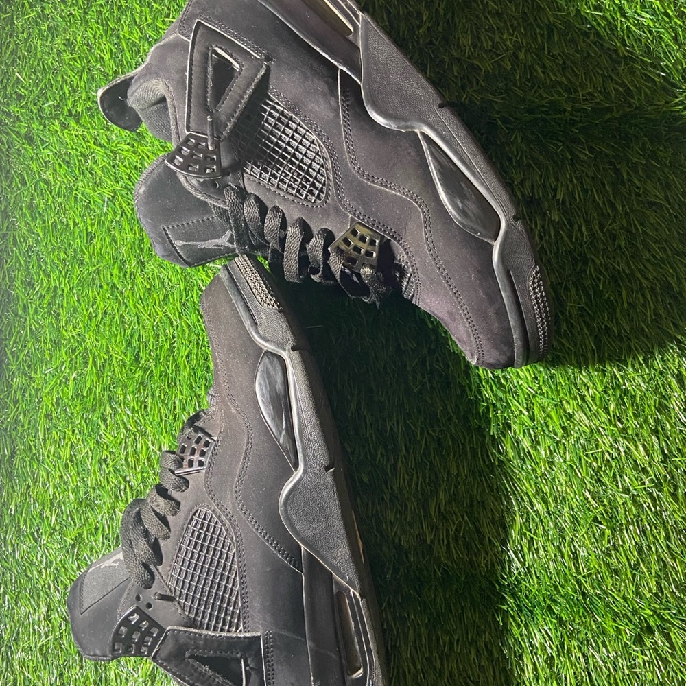 Jordan 4